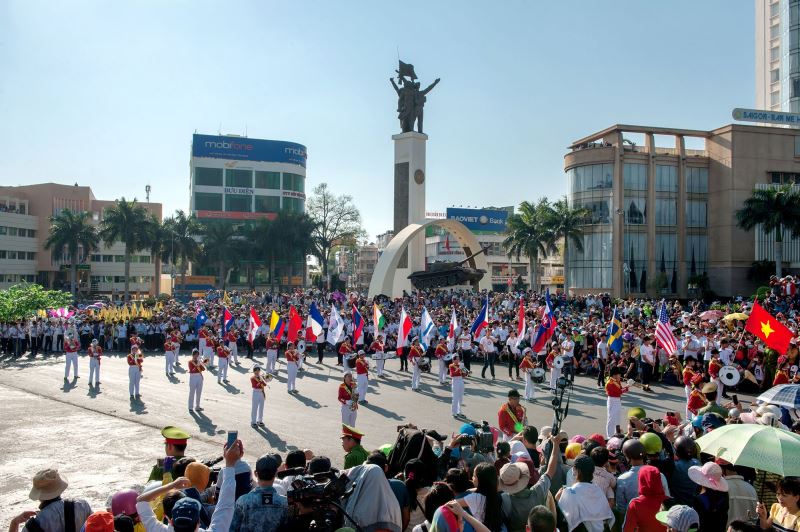 Tưng bừng Lễ hội đường phố